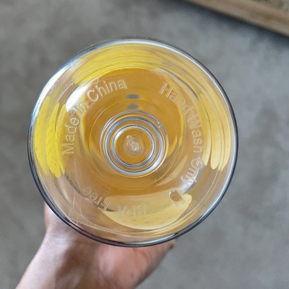 Pineapple Tumbler - Picture 5 of 5